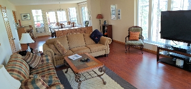 Main Family Room & Queen Sofa Sleeper at Boxelder Bluff Main-floor family room with queen sofa sleeper at Boxelder Bluff Black Hills vacation home